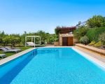 villa-pigna-blue-schwimmbad.jpg