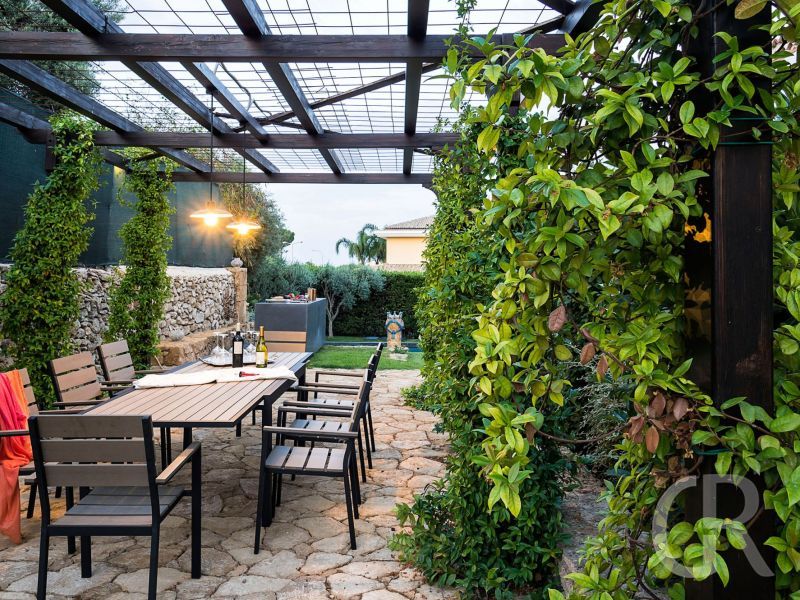 villa-profumo-pergola.jpg