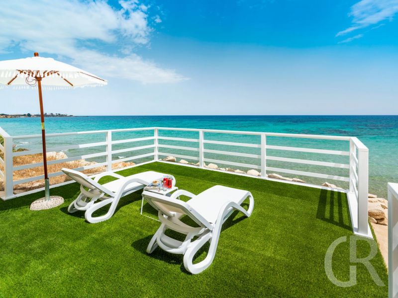 villa-stella-maris-liegen-am-meer.jpg