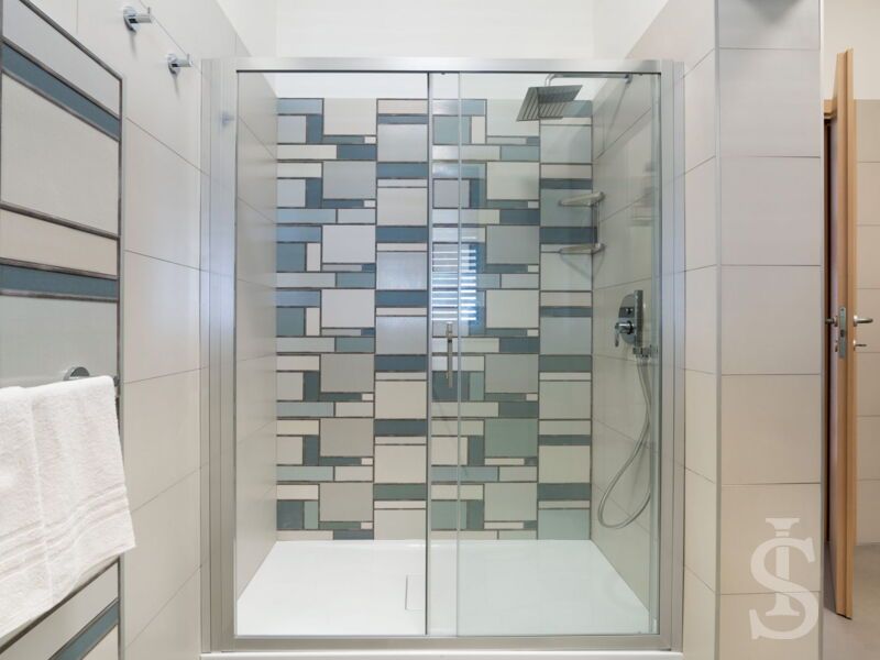 villa-stella-maris-moderne-dusche.jpg
