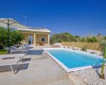 villa-teti-pool.jpg