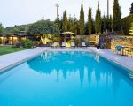 villa-viagrande-am-pool.jpg
