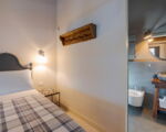 villa-ziguli-schlafzimmer-und-badezimmer.jpg