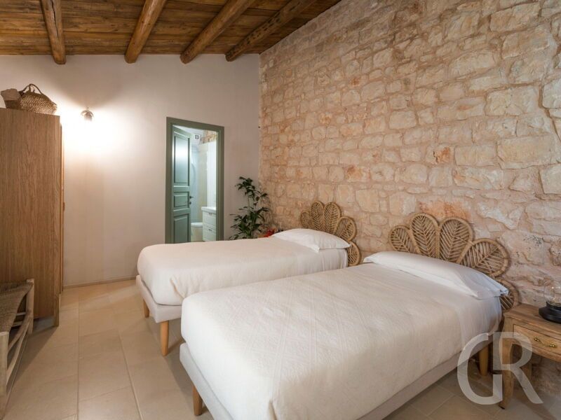 casa-ninetta-grosses-schlafzimmer.jpg