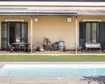 casa-pergola-schwimmbad-und-haus.jpg