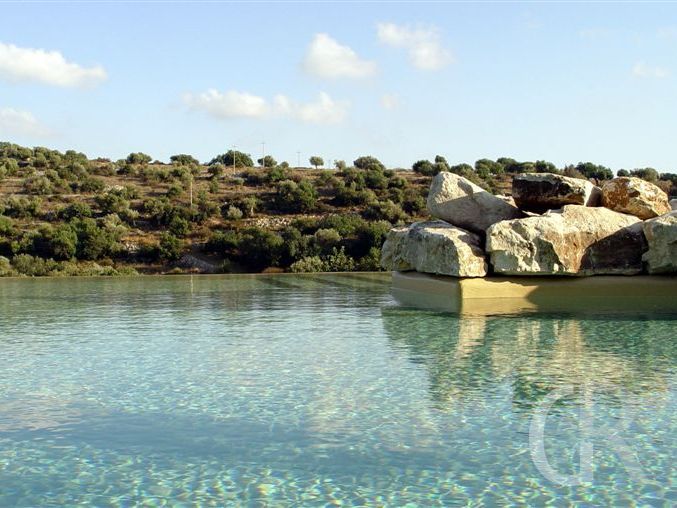 ferienaohnungen-donnafugata-garten-und-pool.jpg