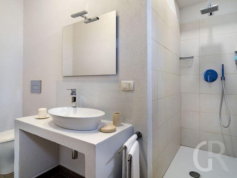 ferienhaus-baia-mar-badezimmer.jpg