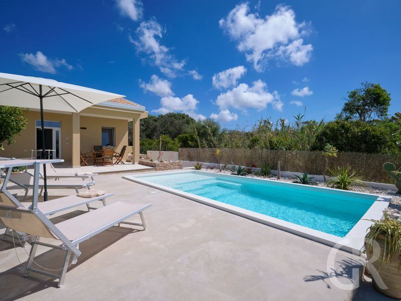 ferienhaus-teti-pool.jpg