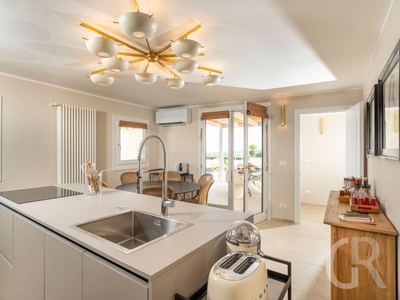 ferienwohnung-aurispa-moderne-kueche.jpg