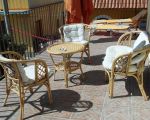 ferienwohnung-corrado-huebsche-gemuetliche-sitzecke-auf-der-terrasse.JPG