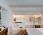villa-acqua-marina-weisses-schlafzimmer.jpg