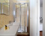 villa-agora-dusche-im-bad.jpg
