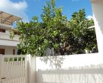 villa-al-faro-terrasse-hinter-dem-ferienhaus.JPG