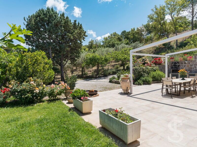villa-casita-garten-und-pergola.jpg