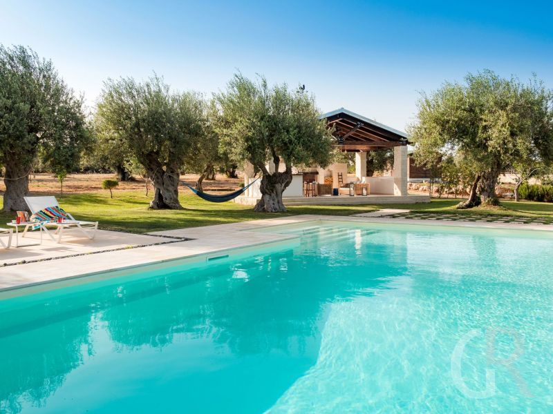 villa-corte-moscata-garten-am-pool.jpg