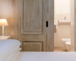 villa-del-mito-blick-ins-badezimmer.jpg