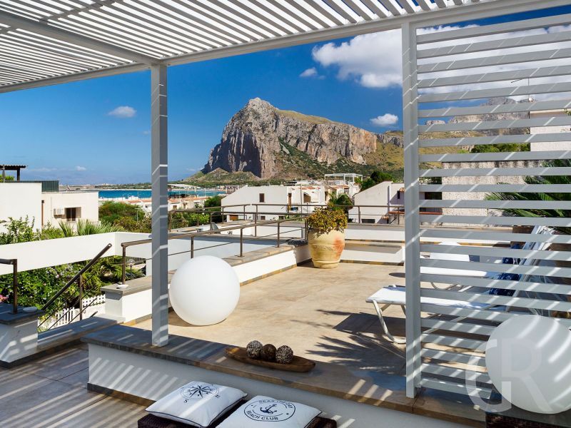 villa-gelsomina-dachterrasse-mit-blick.jpg