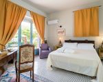 villa-la-boheme-gemuetliches-schlafzimmer.jpg