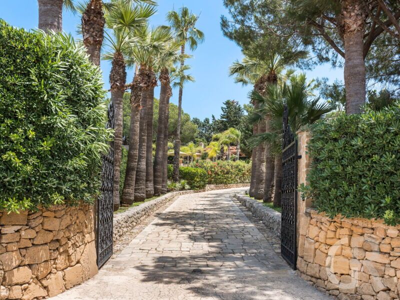 villa-maddalena-eingang.jpg
