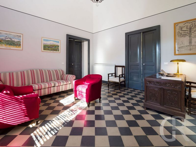 villa-nerello-gemuetliches-wohnzimmer.jpg