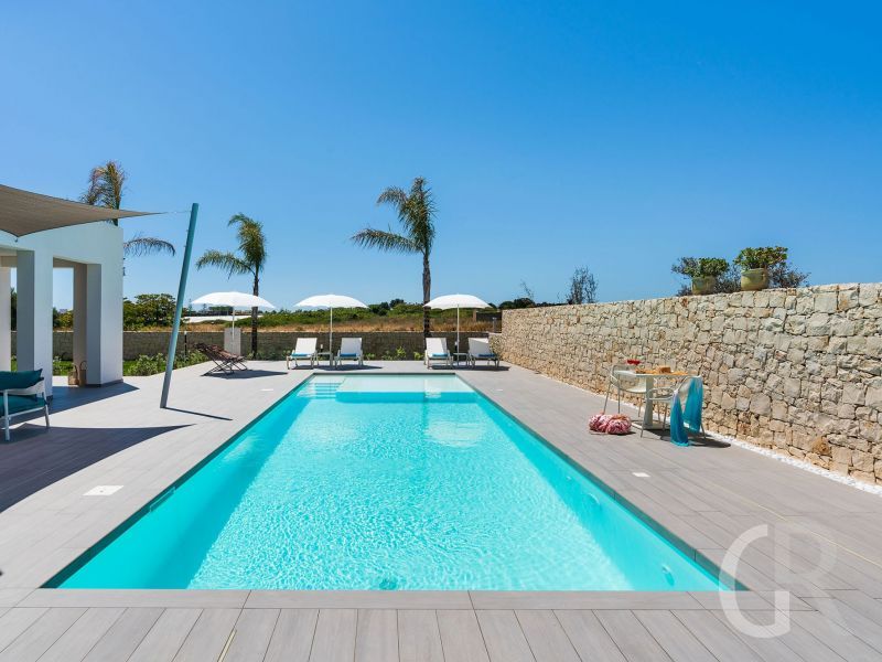 villa-nica-pool4.jpg