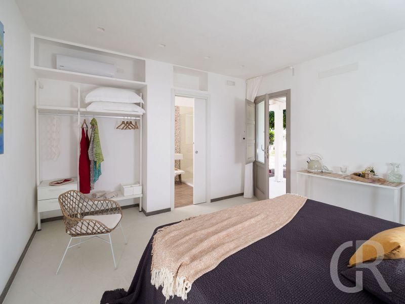 villa-pietra-del-sole-schlafraum.jpg