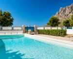 villa-profumo-pool.jpg