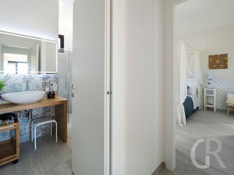 villa-rosmarino-bad-und-schlafzimmer.jpg