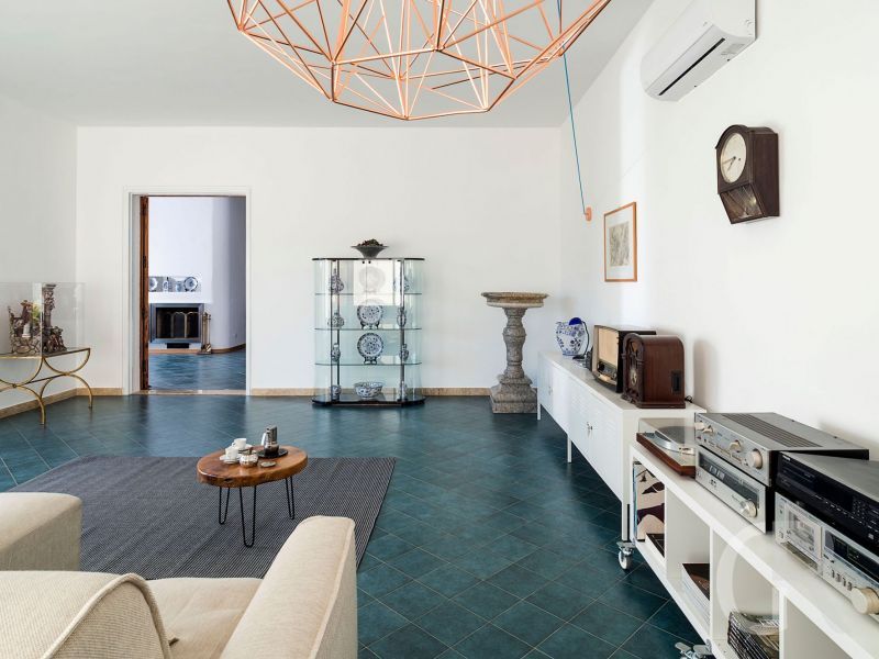 villa-salinella-wohnruam-mit-musikanlage.jpg