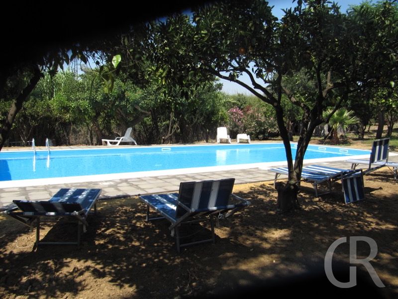 ferienwohnung-catania-pool.JPG