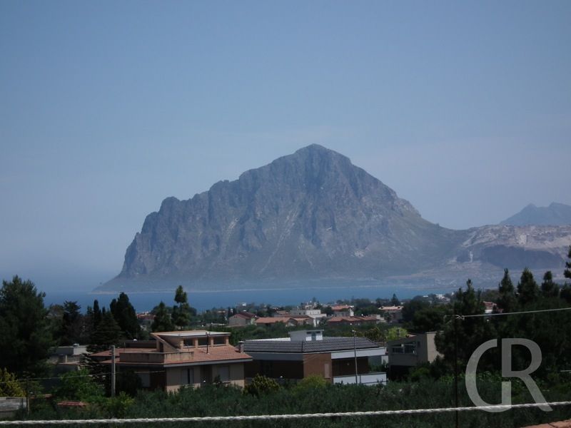 bonagia-blick-auf-den-monte-cofano.JPG