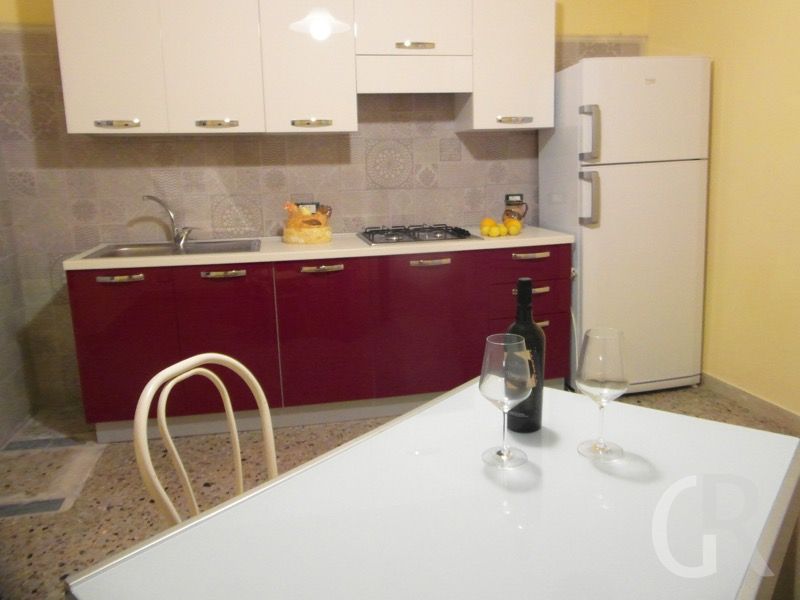 ferienwohnung-bel-vedere-kueche-mit-essplatz.jpg