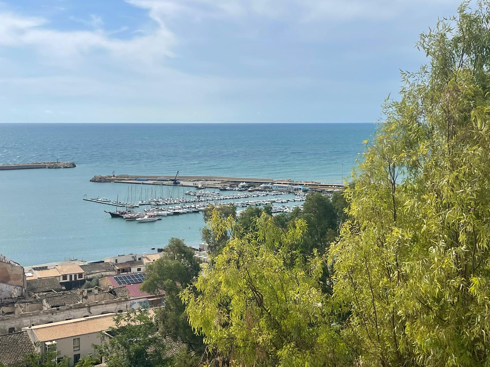 blick-auf-den-hafen-von-sciacca