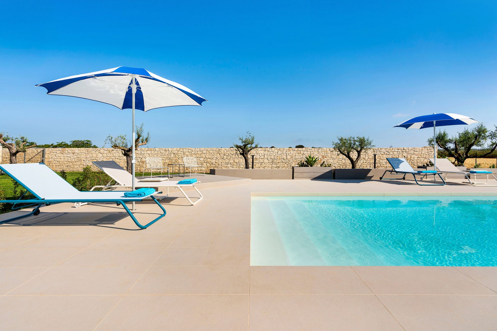 villa-mia-am-pool